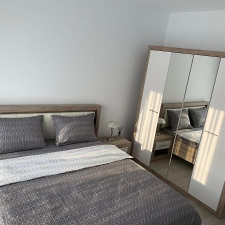 Apartament 2 Camere Prima Nufaru Орадеа Екстериор снимка