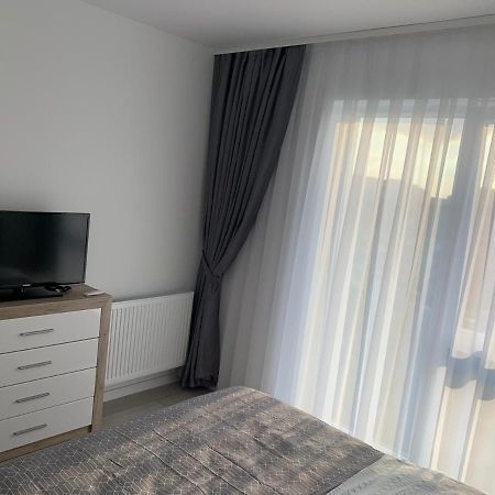Apartament 2 Camere Prima Nufaru Орадеа Екстериор снимка