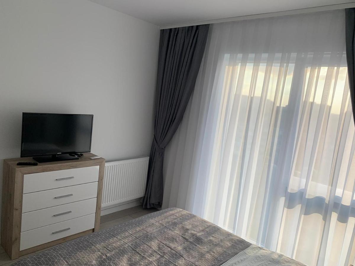 Apartament 2 Camere Prima Nufaru Орадеа Екстериор снимка